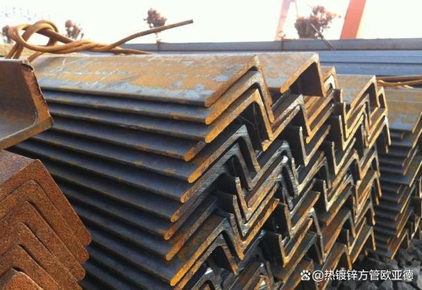 铁塔角钢作为电力,通信等基础设施建设的关键材料,其生产厂家的技术